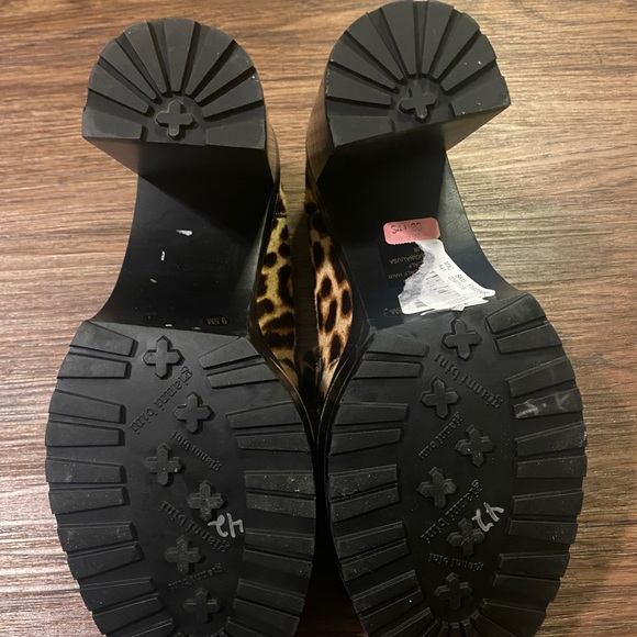 Gianni bini platform heels. - Picture 3 of 3